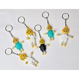 SMOKEBUDDY SMILEY FACE POSEABLE‎ FIDGET COLLECTABLE KEYCHAINS LOT OF 6 NEW